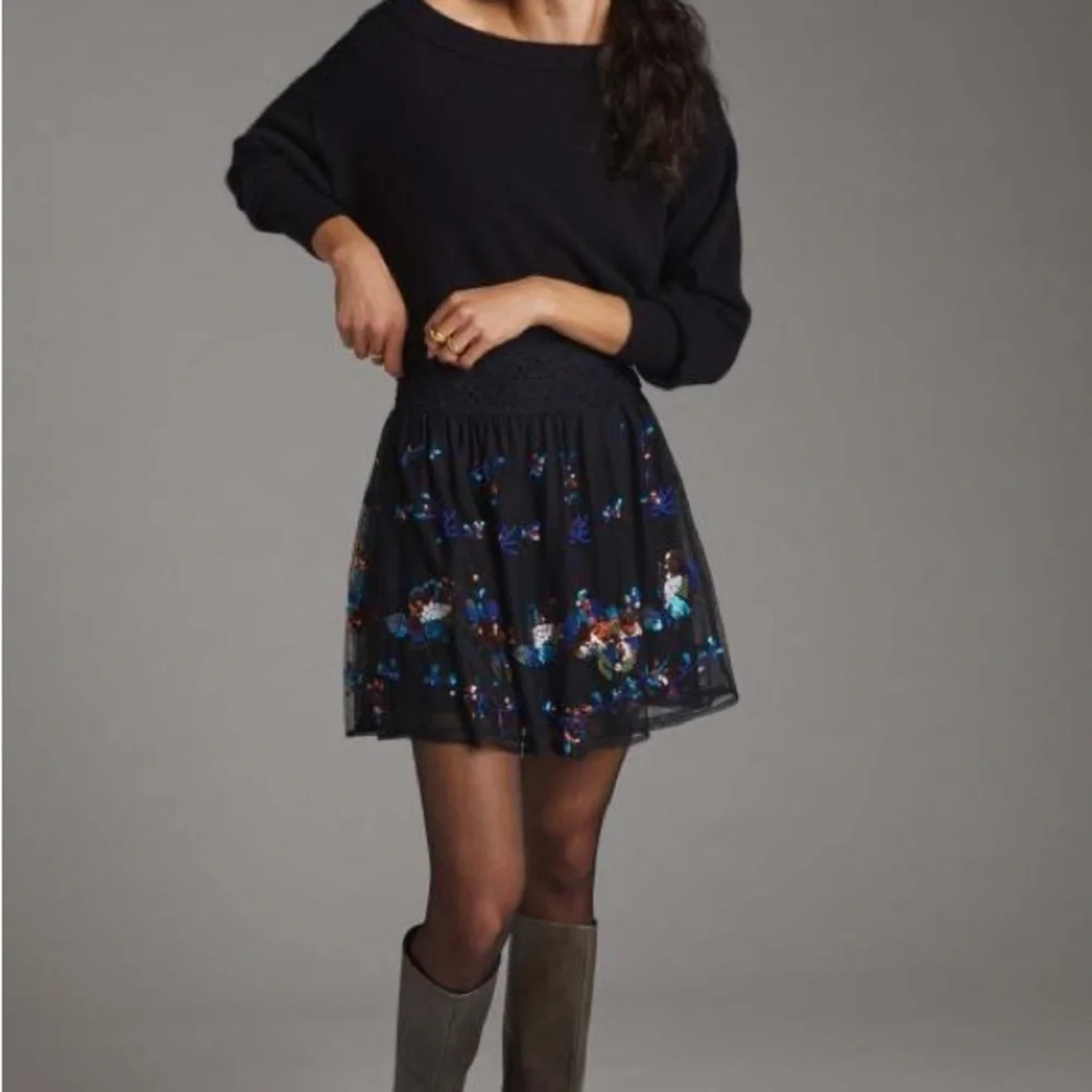 ✨Anthropologie sequined tulle mini skirt✨ - Picture 1 of 7